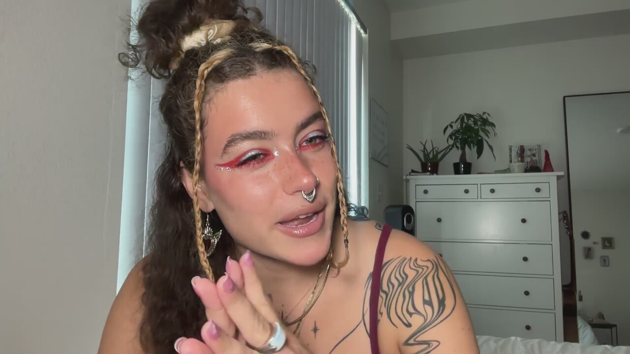 Velvette_Peach