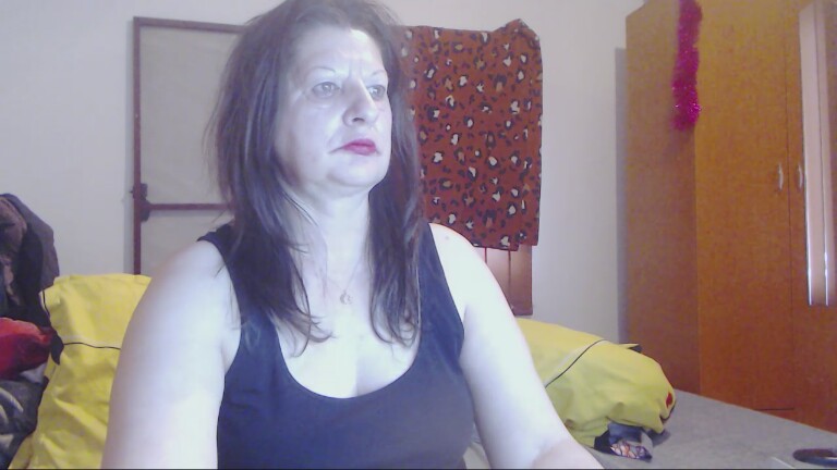 ExtasyMature's Streamate show and profile