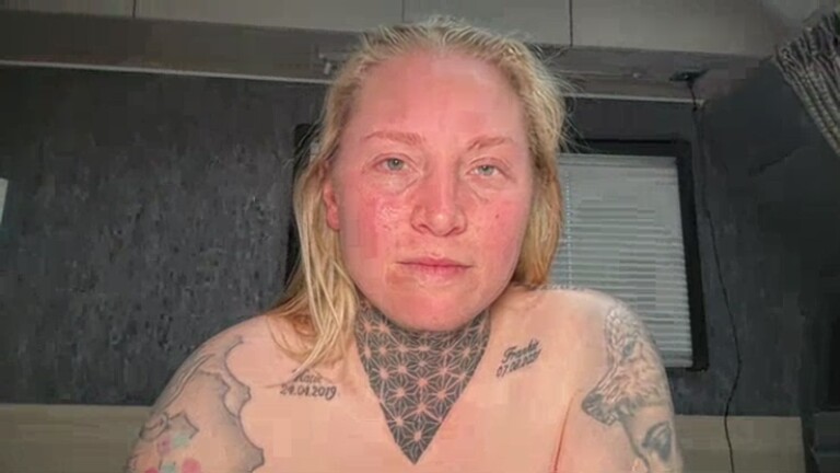 GreenEyesBlondeyUK's Streamate show and profile